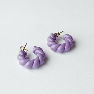 Lavender Twisted Hoop Stud Earrings